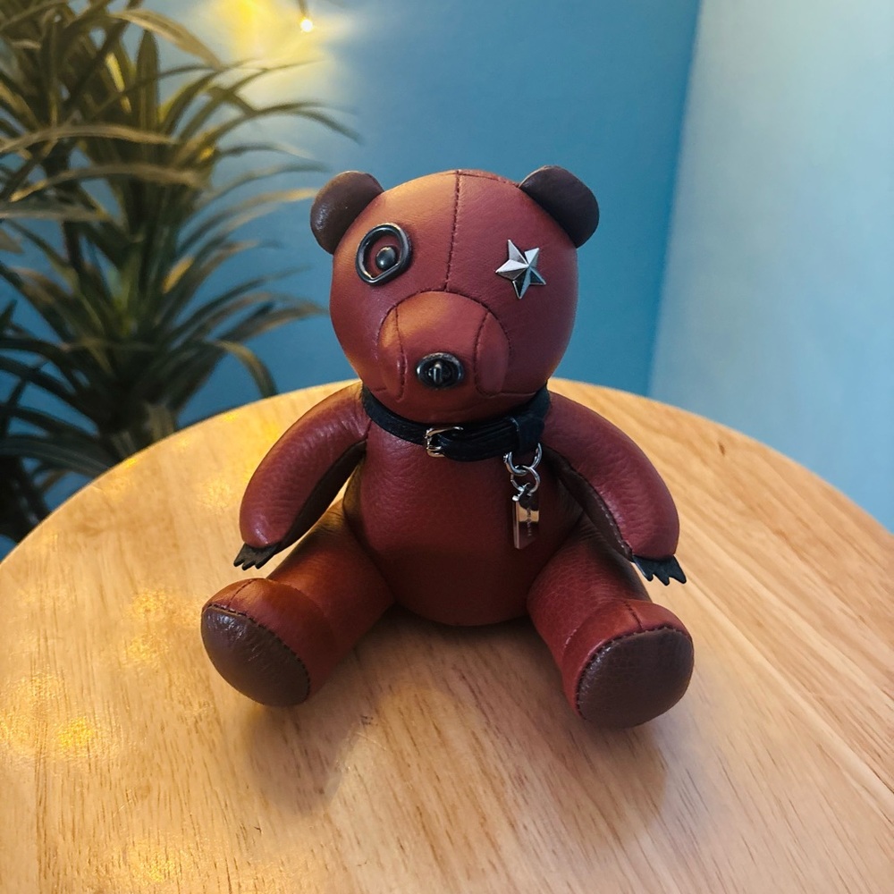 Coach NWT Vintage Leather Paperweight Teddy Bear